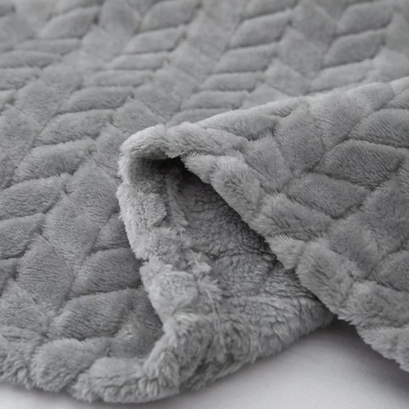 Polyester 3D Embossing Flannel Blanket of Bedding Set Throw Pet