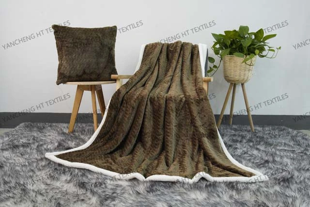 Polyester Luxury Fancy Warmly Embossing Flannel Fleece Fake Fur Blanket of Throw