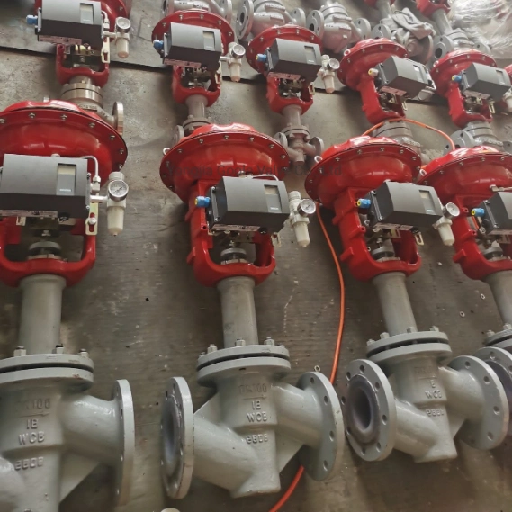 Diaphragm Pneumatic Actuated Globe Type Pressure/Flow Control Valve/ Regulating Valve/with Heat Radiator for High Temperature