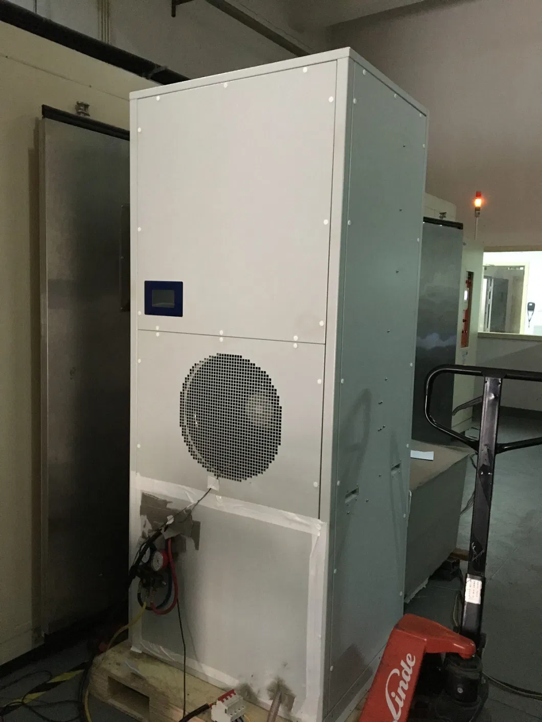 20kw Packaged Air Cooling System, Wall Mounted with Upflow Cold Air, China Cooling Manufacturers, Air Cooling Equipment