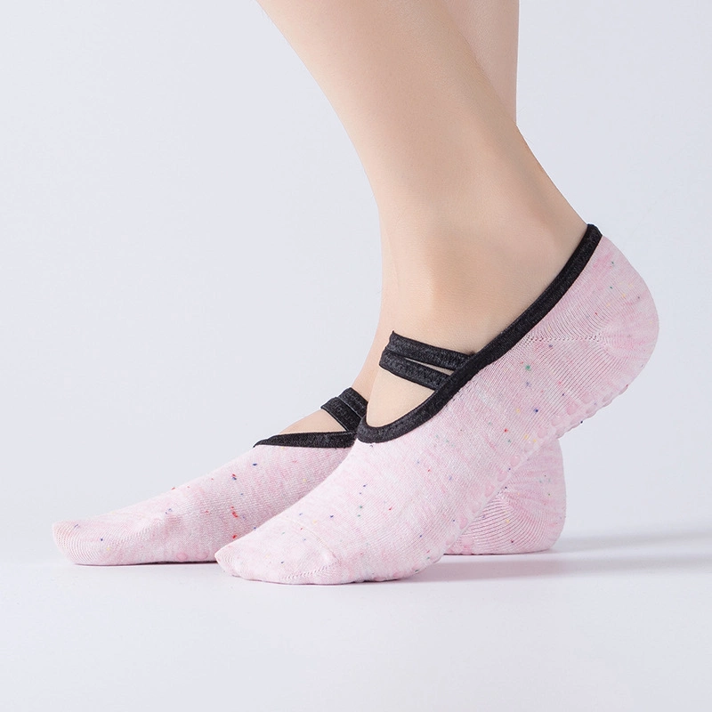 Xianghui Wholesale Custom Hot Sale Women Fashion Slip Yoga Grip Socks