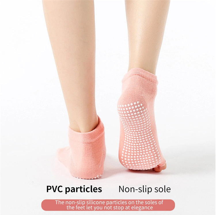 High Quality Custom Logo Non Slip Yoga Socks Wholesale for Women