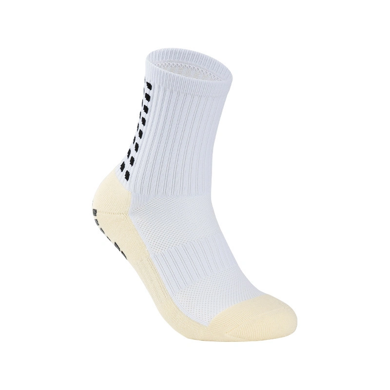 Fashion Wholesale Custom Loose Comfortable Fitness Professional Sport Unisex Men Women Football Non-Slip Grip Crew Cotton Socks