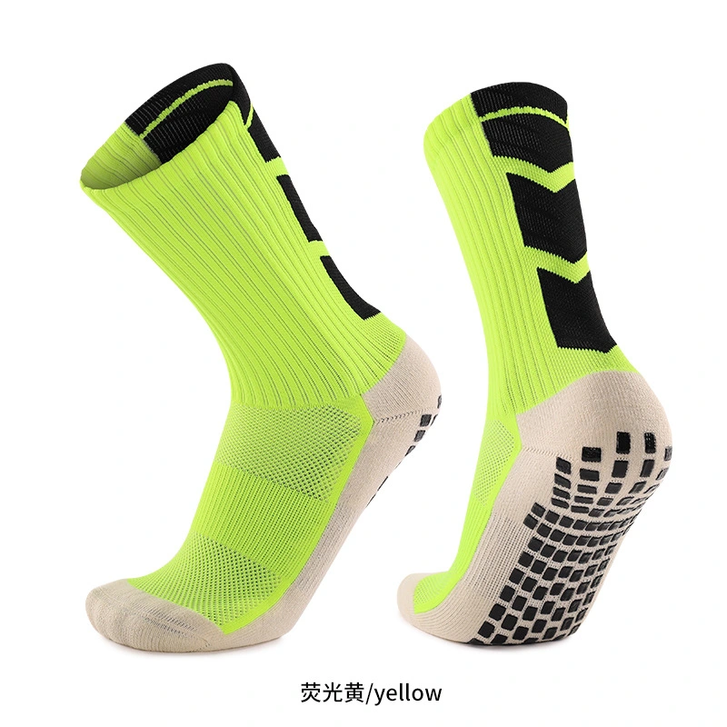 Wholesale Anti Slip Sock Soccer Grippy Sports Grip Socks for Men