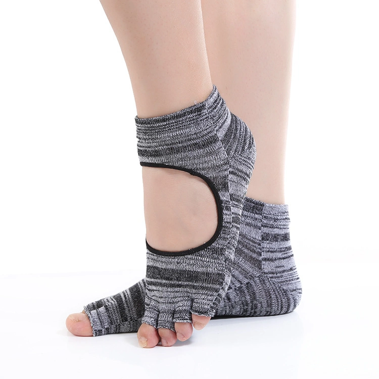 Women&prime; s Comb Cotton Colorful Anti-Slip Ankle Sock for Yoga Sport