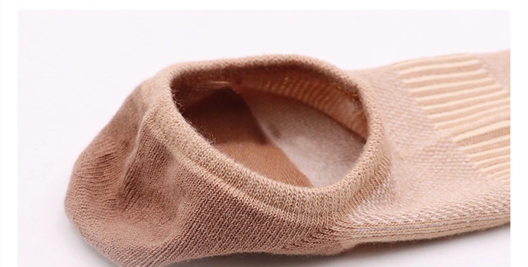 Invisible Socks Men Summer Boat Socks Cotton Sweat-Absorbing Breathable Socks Men Solid Color Shallow Mouth Socks Silicone Non-Slip