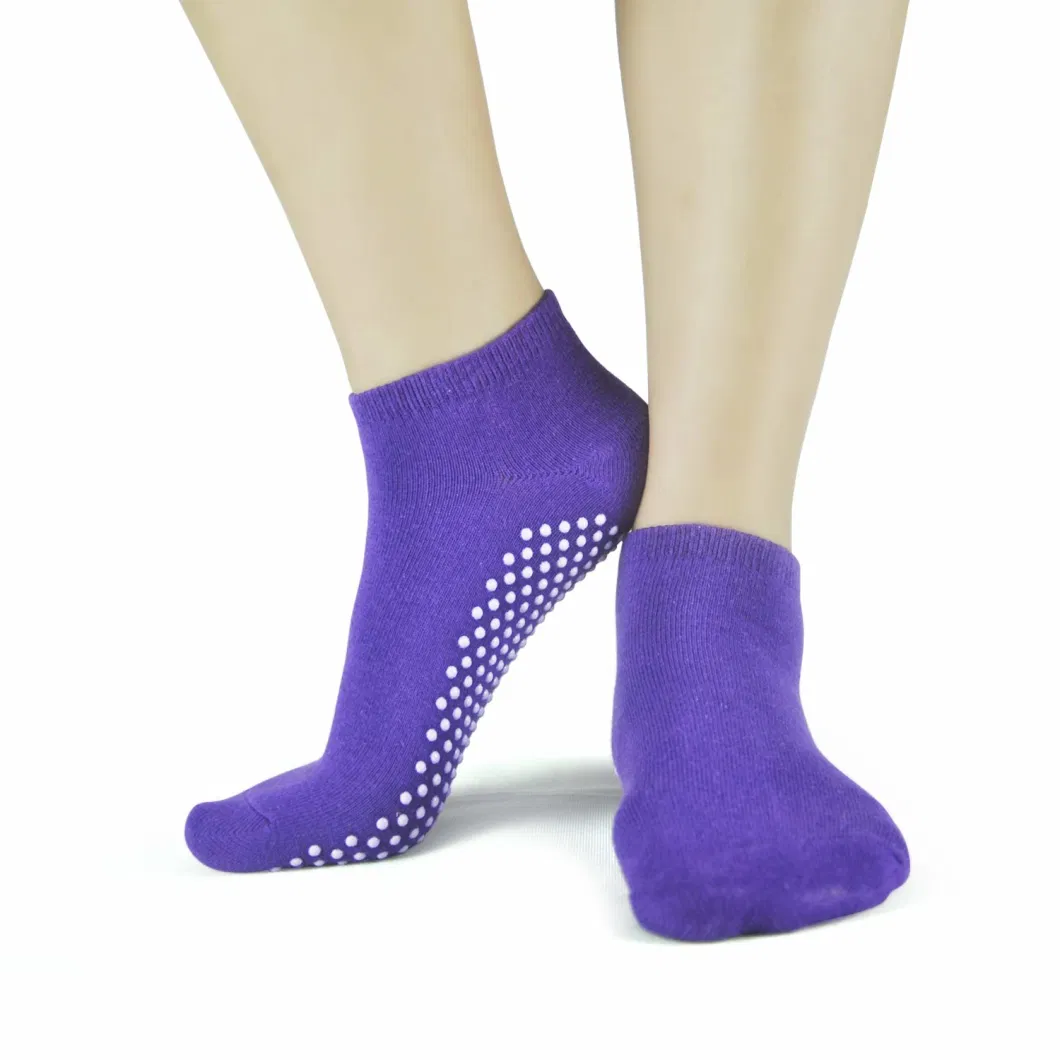 Custom Rubber Grips Yoga Sock Non Slip Anti Skid Pilates Ankle Grip Custom Best Design Trampoline Socks Women