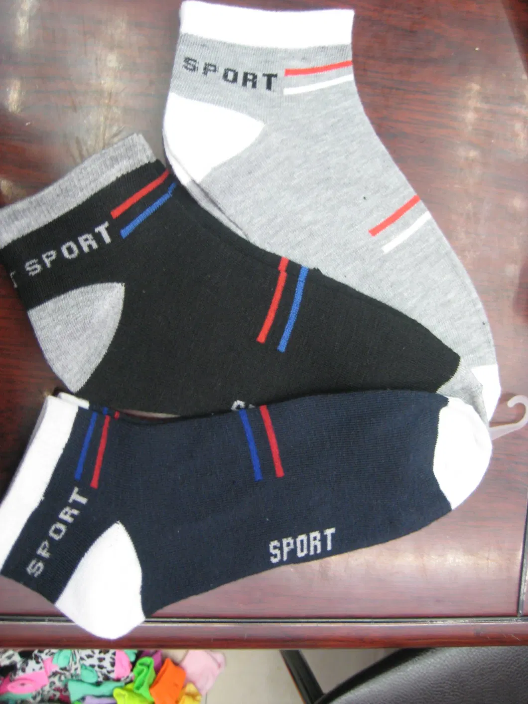 Good Polyester Lady Socks with Low Price Wholesale Sport Unisex Men Women Soccer Football Non Slip Grip Crew Cotton Socks Women Sports Cotton Crew Short Yoga