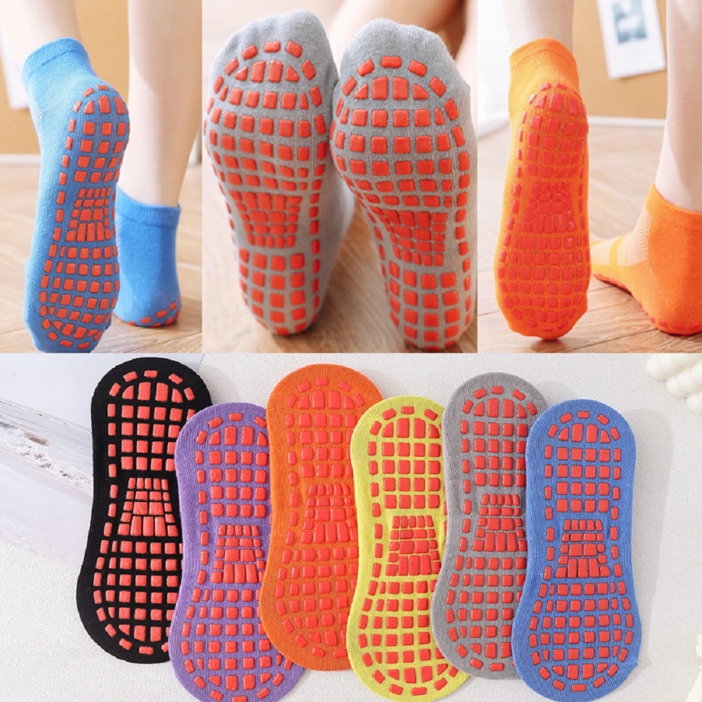 Home Vacation Socks Anti-Slip Floor Socks Anti-Skid Grip Pilates Sock for Adult Cotton Yoga Socks Foot Massage Wbb18040