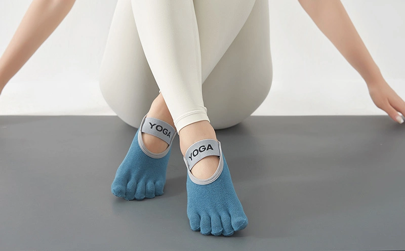 Yoga Barre Socks Non-Slip Sticky Toe Grip Accessories with Silicone Grips for Women &amp; Men