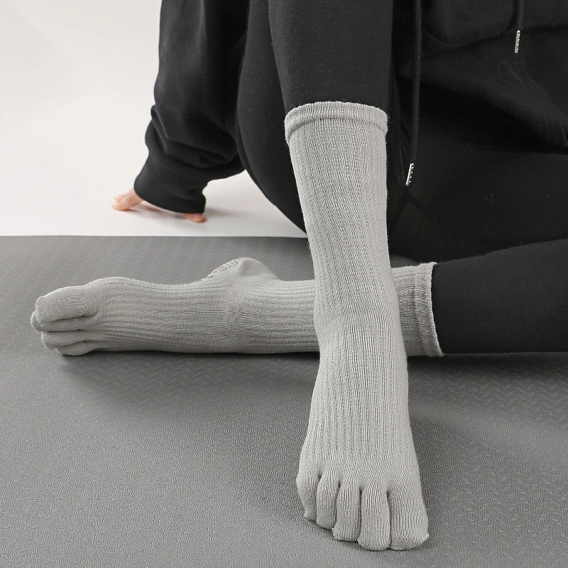 Non Slip with Grip Yoga Socks for Home Indoor Yoga Socks