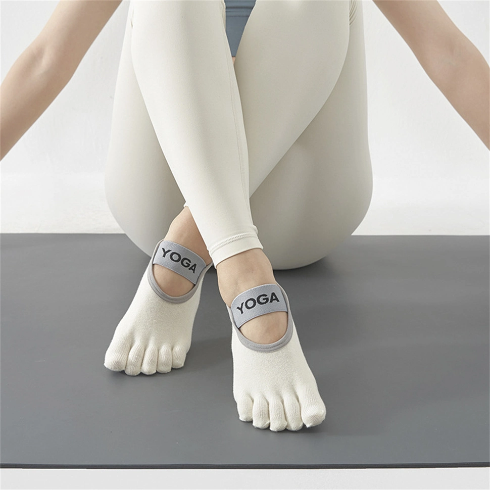 Yoga Socks for Women Non-Slip Grips &amp; Straps, Ideal for Pilates, Pure Barre, Ballet, Dance, Barefoot Workout