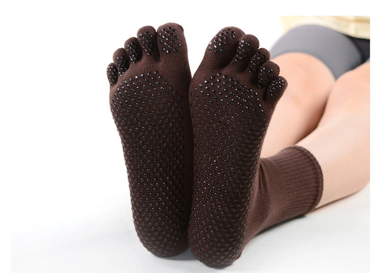 Men&prime; S Five-Finger Full Toe Yoga Female Professional Non-Slip Indoor Floor Fitness Sports Socks