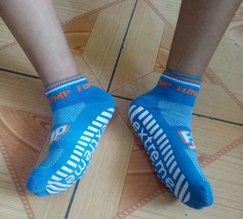 Wholesale Trampoline Socks Children&prime;s Playground Anti Slip and Wear-Resistant Adhesive Socks Adult Yoga Socks Home Socks