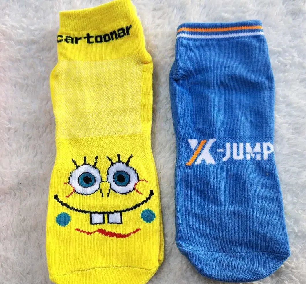 Wholesale Trampoline Socks Children&prime;s Playground Anti Slip and Wear-Resistant Adhesive Socks Adult Yoga Socks Home Socks