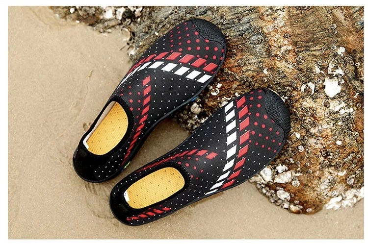 2022 Mens Women Barefoot Beach Pool Shoes Quick-Dry Aqua Yoga Socks for Surfing Swimming Water Sport Water Shoes