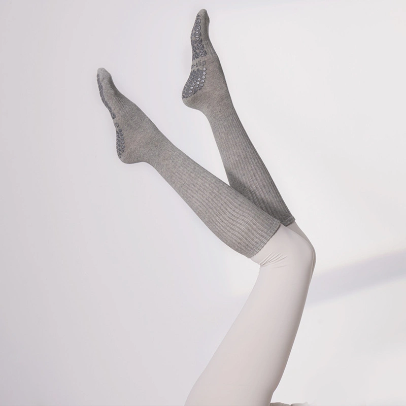 Xianghui Knee High Breathable Solid Custom Logo Grip Pilates Socks for Women