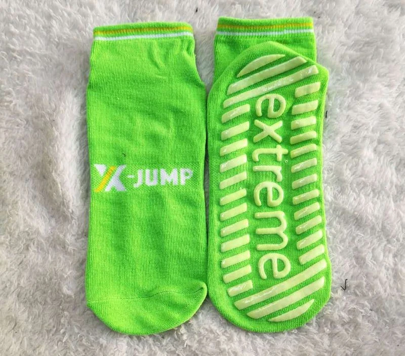 Wholesale Trampoline Socks Children&prime;s Playground Anti Slip and Wear-Resistant Adhesive Socks Adult Yoga Socks Home Socks