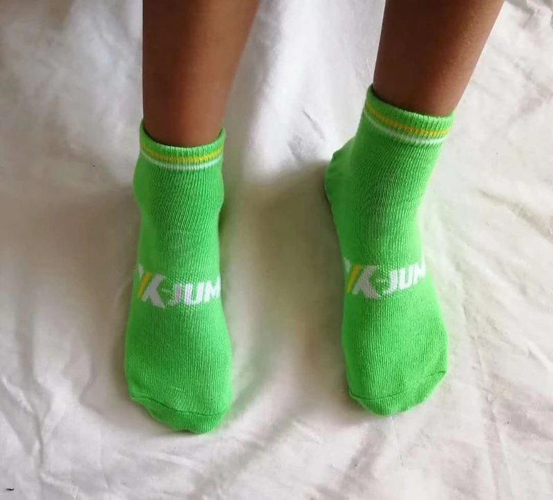 Wholesale Trampoline Socks Children&prime;s Playground Anti Slip and Wear-Resistant Adhesive Socks Adult Yoga Socks Home Socks