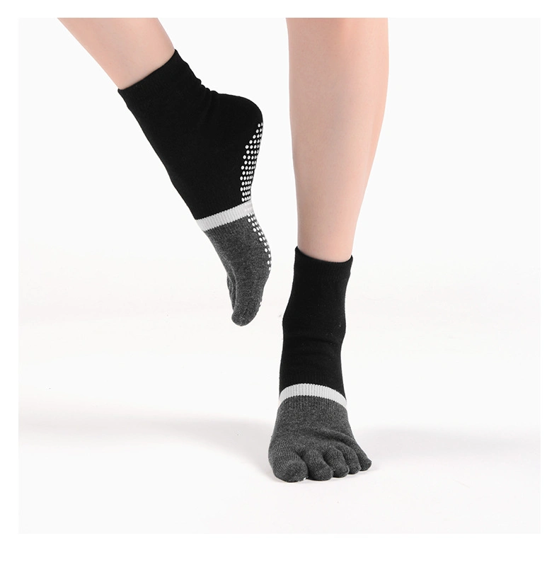 Yoga Five Finger Anti Slip Short Split Finger Sports and Fitness Female Floor Socks