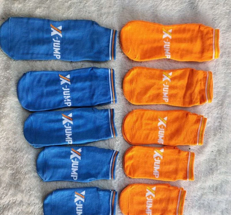 Wholesale Trampoline Socks Children&prime;s Playground Anti Slip and Wear-Resistant Adhesive Socks Adult Yoga Socks Home Socks