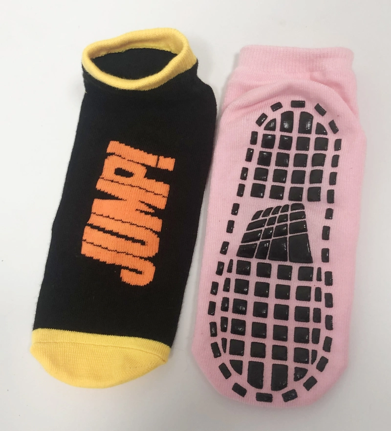 Wholesale Custom Logo Men Women Kids Unisex Cotton Yoga Jump Grip Trampoline Anti-Slip Socks