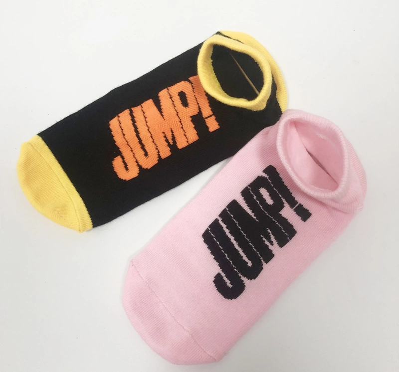 Wholesale Custom Logo Men Women Kids Unisex Cotton Yoga Jump Grip Trampoline Anti-Slip Socks