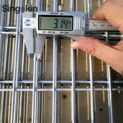  Hot DIP Galvanized Welding Wire Iron Mesh Panels