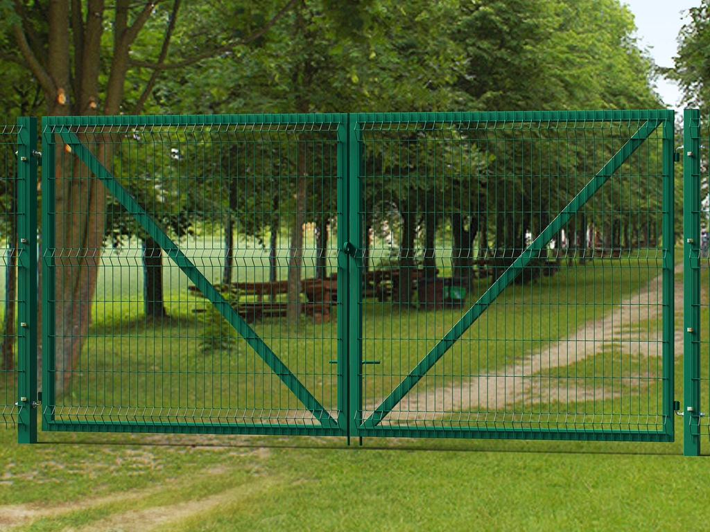 Pengxian 2 X 2 Welded Wire Fence China Wholesalers 2.4 M High V Mesh Security Fencing 5.0mm Diameter Curved Welded Wire Mesh Panel Fence