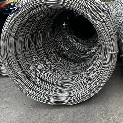Leve dura y fría el dibujo de alambre de acero de hierro negro para el refuerzo de malla soldada y los clavos de la producción
