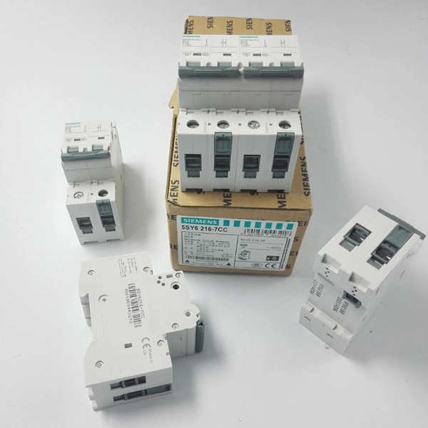 New and Original Mini MCCB 220V 30mA C10. C20. C25. C30. C40. C50. C63 Circuit Breaker