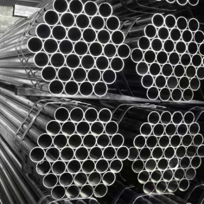 ASTM A240 tubo de metal cuadrado redondo SS 201 304 304L 316L 321 309S 310S 410 420 430 laminado en caliente sin costuras Tubo de acero inoxidable soldado