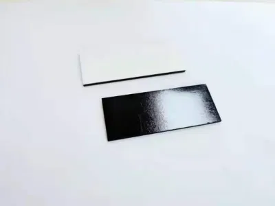 Magnete in gomma con autoadesivo; foglio di gomma magnetica con retro adesivo foglio di magnete adesivo flessibile