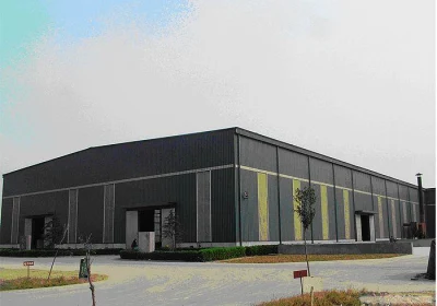 Officina industria di costruzione industriale di strutture in acciaio leggero