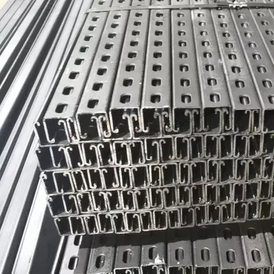 Tubo quadrato perforato galvanizzato per fissaggi in negozio / recinzione personalizzata / movimentazione materiali / costruzione / Guide manuali / cartello Post