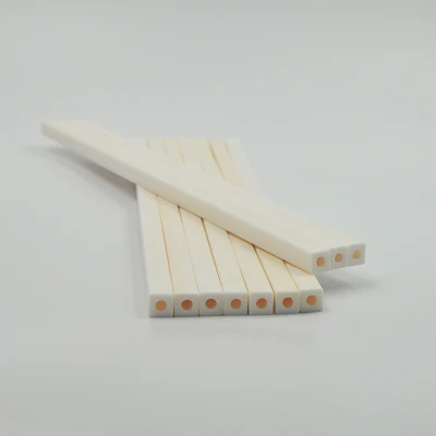 Tubo quadrato in ceramica industriale con foro rotondo in ceramica e allumina