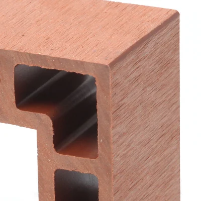 Superficie abrasiva quadrata per tubo Pergola per esterni decorazione plastica composita in legno Tubo in legno WPC post