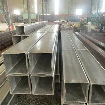 TUBO quadrato zincato Q235 TUBO quadrato perforato zincato preforato 40X40 Tubo quadrato in acciaio dolce zincato