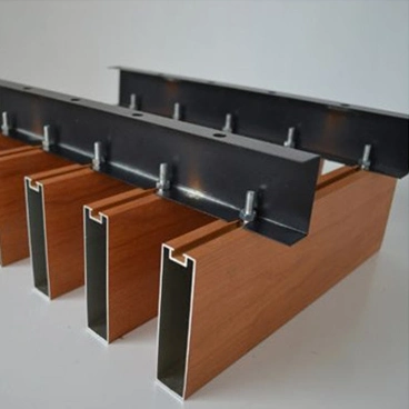 Pannello parete con cortina in alluminio estruso in legno rettangolare Rivestimento in polvere/grana per tubo cavo quadrato in alluminio per soffitto