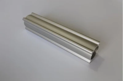 Topolino compatto quadrato cilindrico in alluminio diametro interno tubo 32 a 125