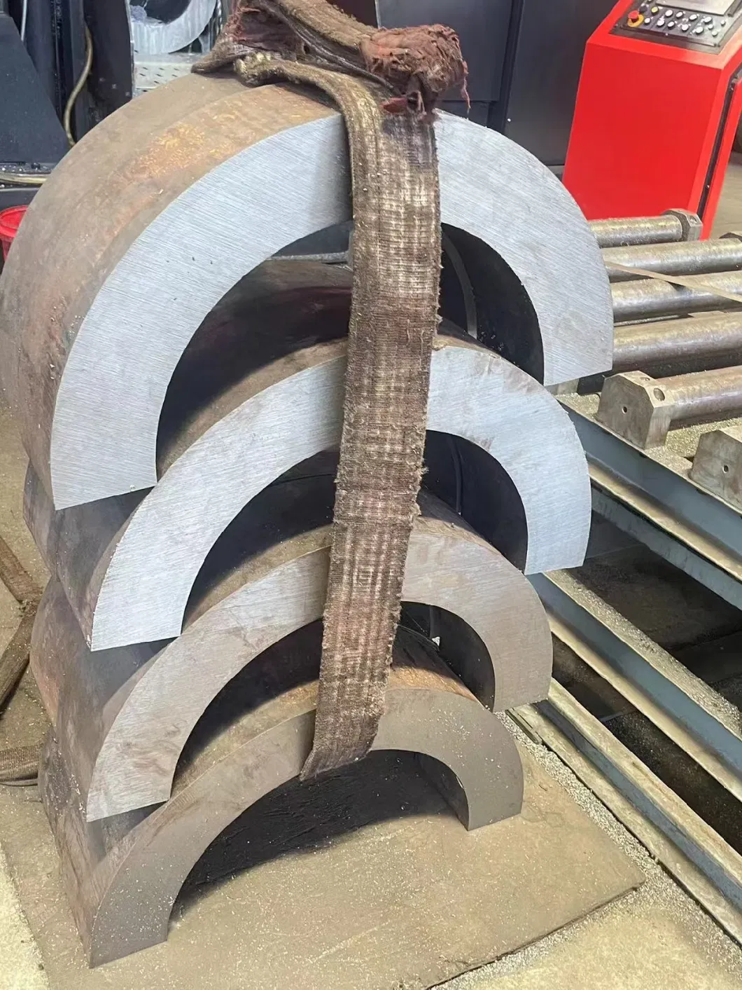 Round Mechanical Seamless Steel Structural and Mechanical Tubes En10297 E355n S355j2h C45, En8, St52 in Big Diameter