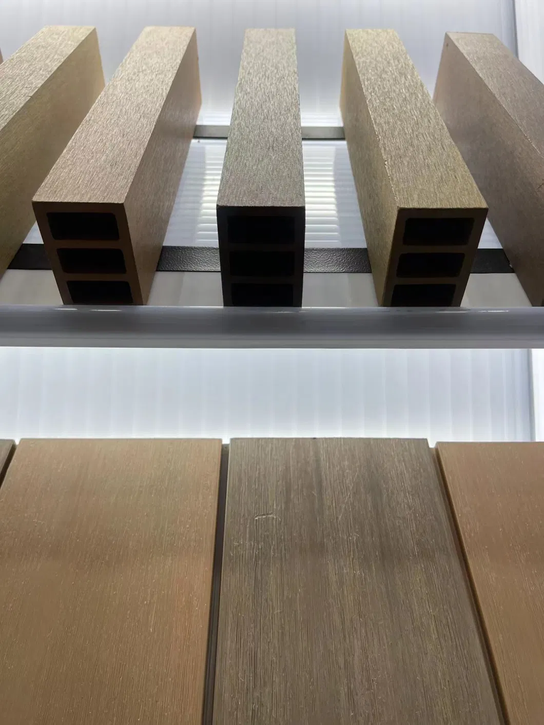 WPC Square Tube Wood Plastic Composite Square Tube Composite WPC Timber Tube for Wall Partition