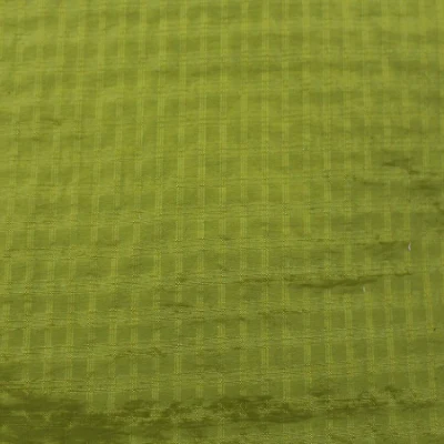  High Quality Soft Hand Feeling 380t Nylon Fabric Sun-Protective Clothing