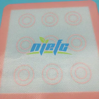 Easy to Clean Nonslip Silicone Oven Pad/Dough Kneading Mat