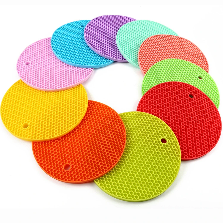 Customized Silicone Rubber Oven Table Heat Insulated Mat for Kitchenware