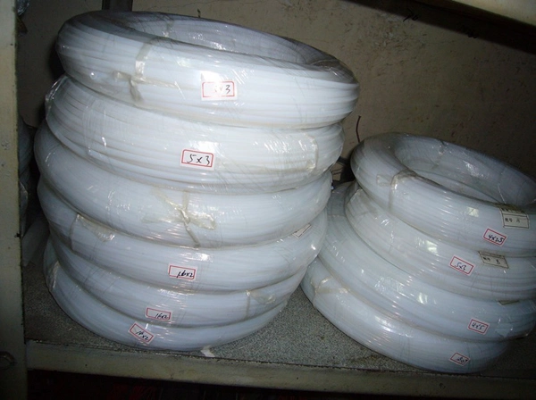 PTFE Hose, PTFE Tube, PTFE Tubing, PTFE Pipe of Smooth Surface with White, Black, Brown Color