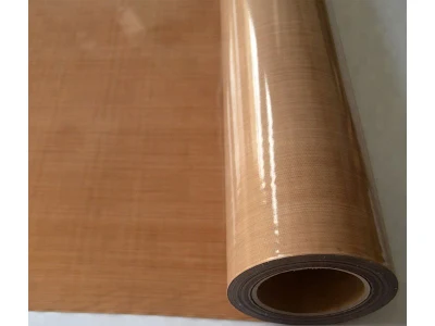 Rollo de tela de membrana PTFE GSM 750 impermeable de alta temperatura