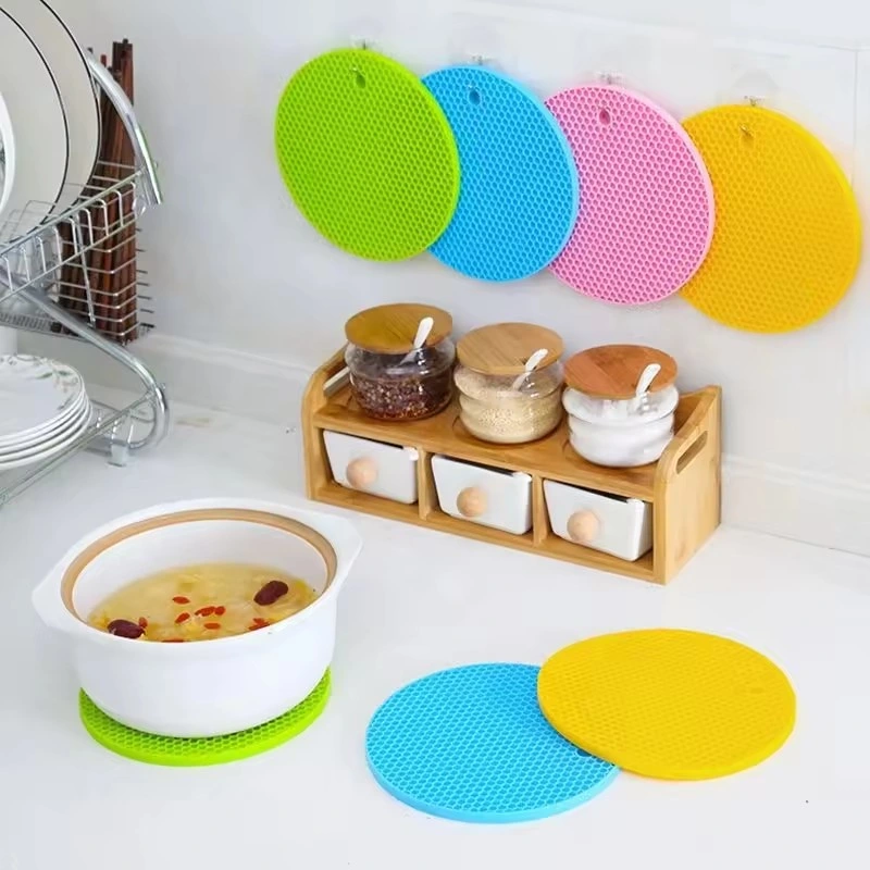 BPA Free Silicone Placemat Super Sofe Table Mat Heat Resistant for Kitchen