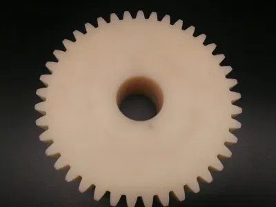 Parti di lavorazione CNC in plastica boccola rullo puleggia ruota in nylon Mc Manicotti flangiati PA6, guarnizione in PTFE blocco PE