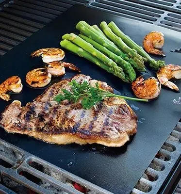 2022 New Product Custom Heat Resistant Non Stick Heavy Duty 0.4 mm Barbecue BBQ Grill Mat